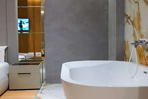 Lord Hotel & Restaurant at AutoStation