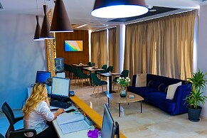 Lord Hotel & Restaurant at AutoStation