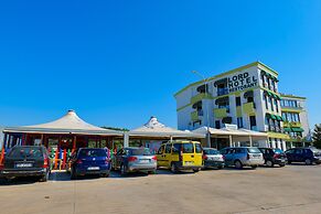 Lord Hotel & Restaurant at AutoStation