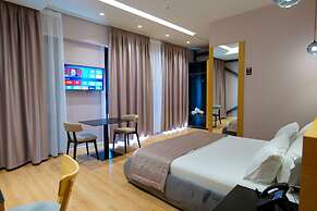 Lord Hotel & Restaurant at AutoStation