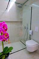 Lord Hotel & Restaurant at AutoStation