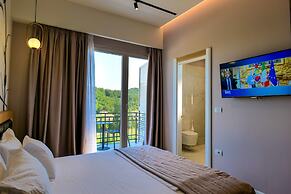 Lord Hotel & Restaurant at AutoStation