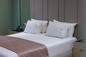 Lord Hotel & Restaurant at AutoStation