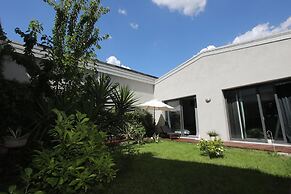 Loft Navigli with Private Garden