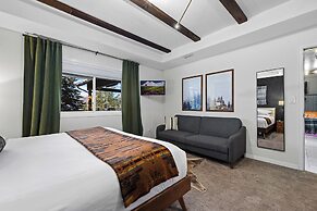 Juniper Lodge & Treehouses