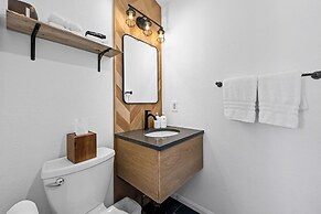 Juniper Lodge & Treehouses