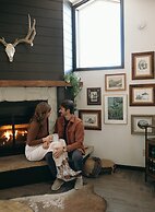 Juniper Lodge & Treehouses