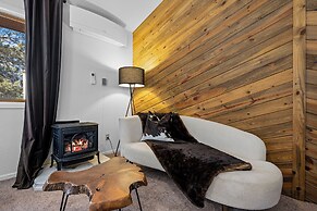 Juniper Lodge & Treehouses