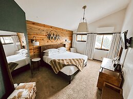 Juniper Mountain House