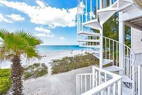 Gulf Breeze B 2 Bedroom Condo by RedAwning