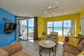Gulf Breeze B 2 Bedroom Condo by RedAwning