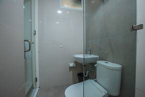 Super OYO 1487 Residence Khoe