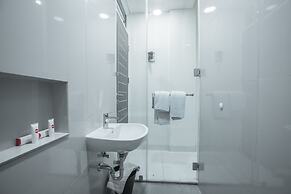 Super OYO 1487 Residence Khoe