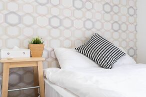 Shinsaibash East Nana Apartment · Junan