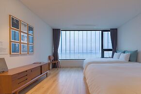 Namib Pool Villa Jeju