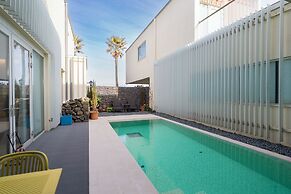 Namib Pool Villa Jeju