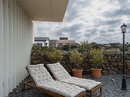 Namib Pool Villa Jeju