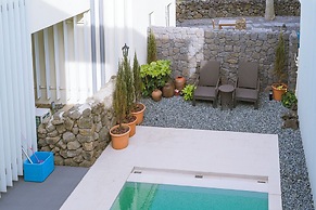 Namib Pool Villa Jeju