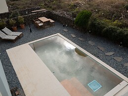 Namib Pool Villa Jeju