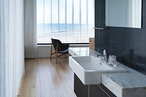 Namib Pool Villa Jeju