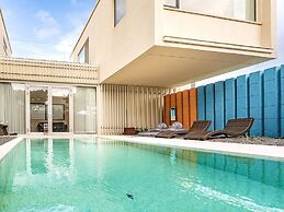 Namib Pool Villa Jeju