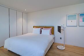 Namib Pool Villa Jeju