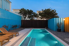 Namib Pool Villa Jeju