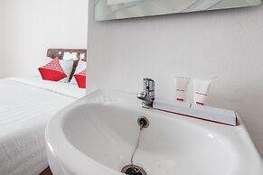 OYO 947 Angel Home Stay Syariah