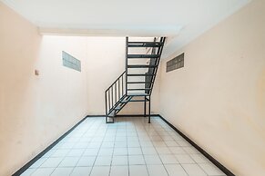 OYO 947 Angel Home Stay Syariah