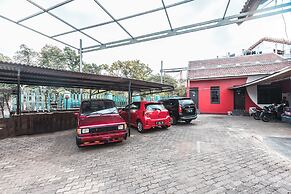 OYO 947 Angel Home Stay Syariah