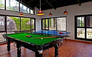 Queens Meadows by Sunshine & Smiles