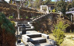 Queens Meadows by Sunshine & Smiles