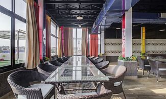 Treebo Trend Royal Dizire