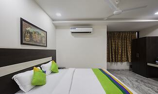 Treebo Trend Royal Dizire