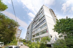 Apartment on Okeanskiy Pr. 103