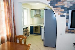 Apartment on Ostryakova St. 3