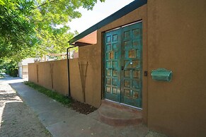 La Casa Loba Spanish Hacienda Hot Tub & Pool