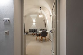 Santoterra Antigua Suites