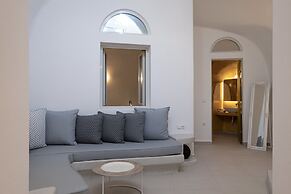 Santoterra Antigua Suites