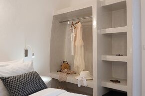 Santoterra Antigua Suites