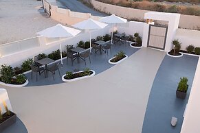 Santoterra Antigua Suites