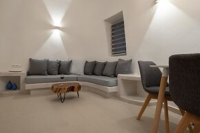 Santoterra Antigua Suites