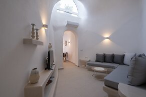 Santoterra Antigua Suites