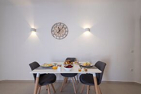 Santoterra Antigua Suites