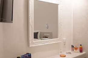 Santoterra Antigua Suites