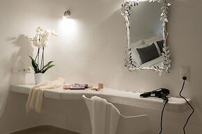 Santoterra Antigua Suites