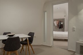 Santoterra Antigua Suites