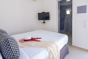 Santoterra Antigua Suites