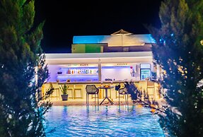 Santoterra Antigua Suites