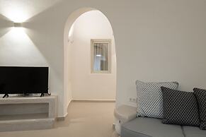 Santoterra Antigua Suites